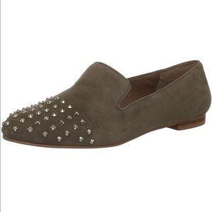 Steve Madden Melter Loafer in Taupe Suede